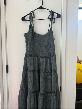 Cushnie Charcoal Gray Tiered Tie-Shoulder Maxi Dress